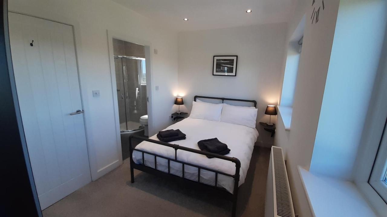 Lane End Cottage Holmfirth - Panoramic Views, Modernised With Offroad Parking المظهر الخارجي الصورة