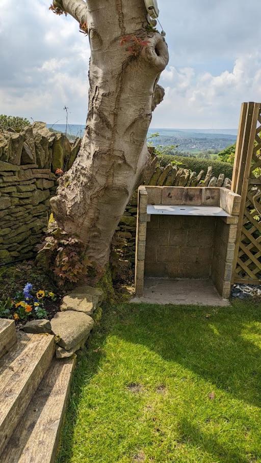 Lane End Cottage Holmfirth - Panoramic Views, Modernised With Offroad Parking المظهر الخارجي الصورة